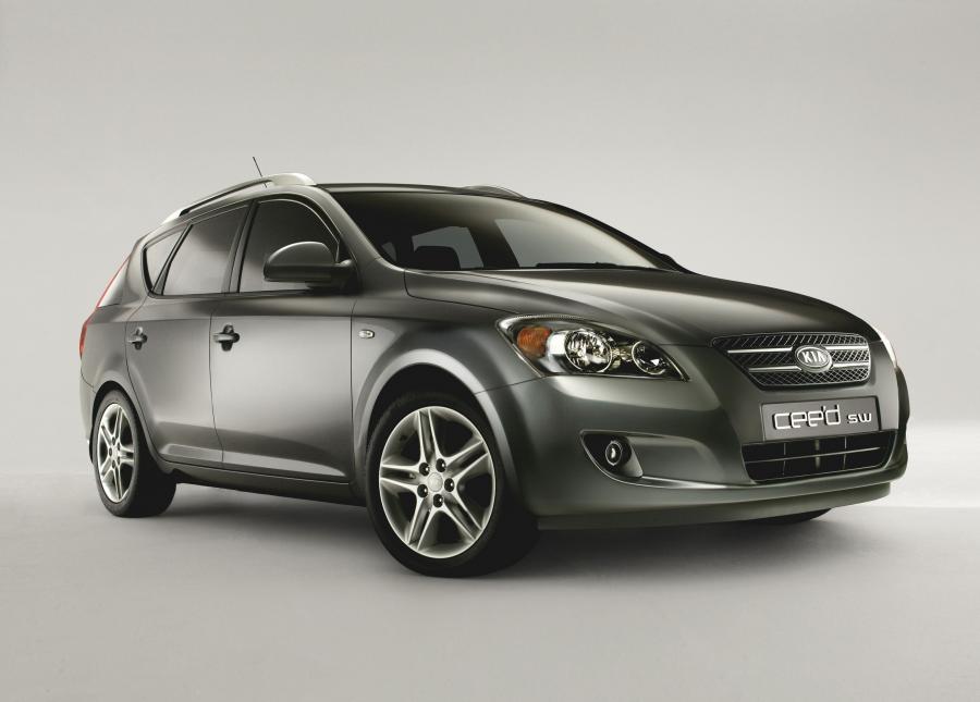  Kia cee&rsquo;d SW 2007 года  (фото 1 из 47)